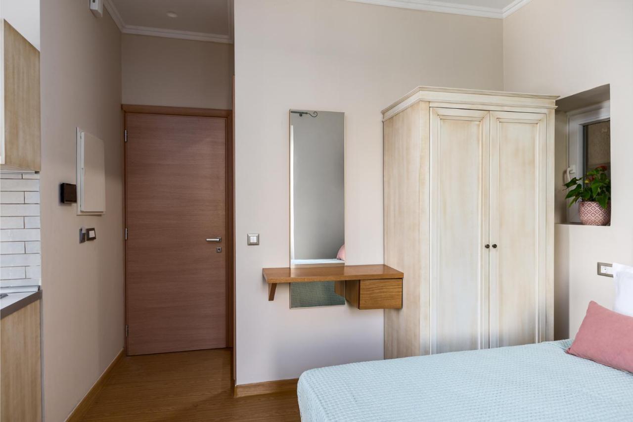 Fotiadis Family Luxury Suites By Konnect Corfu  Exterior foto