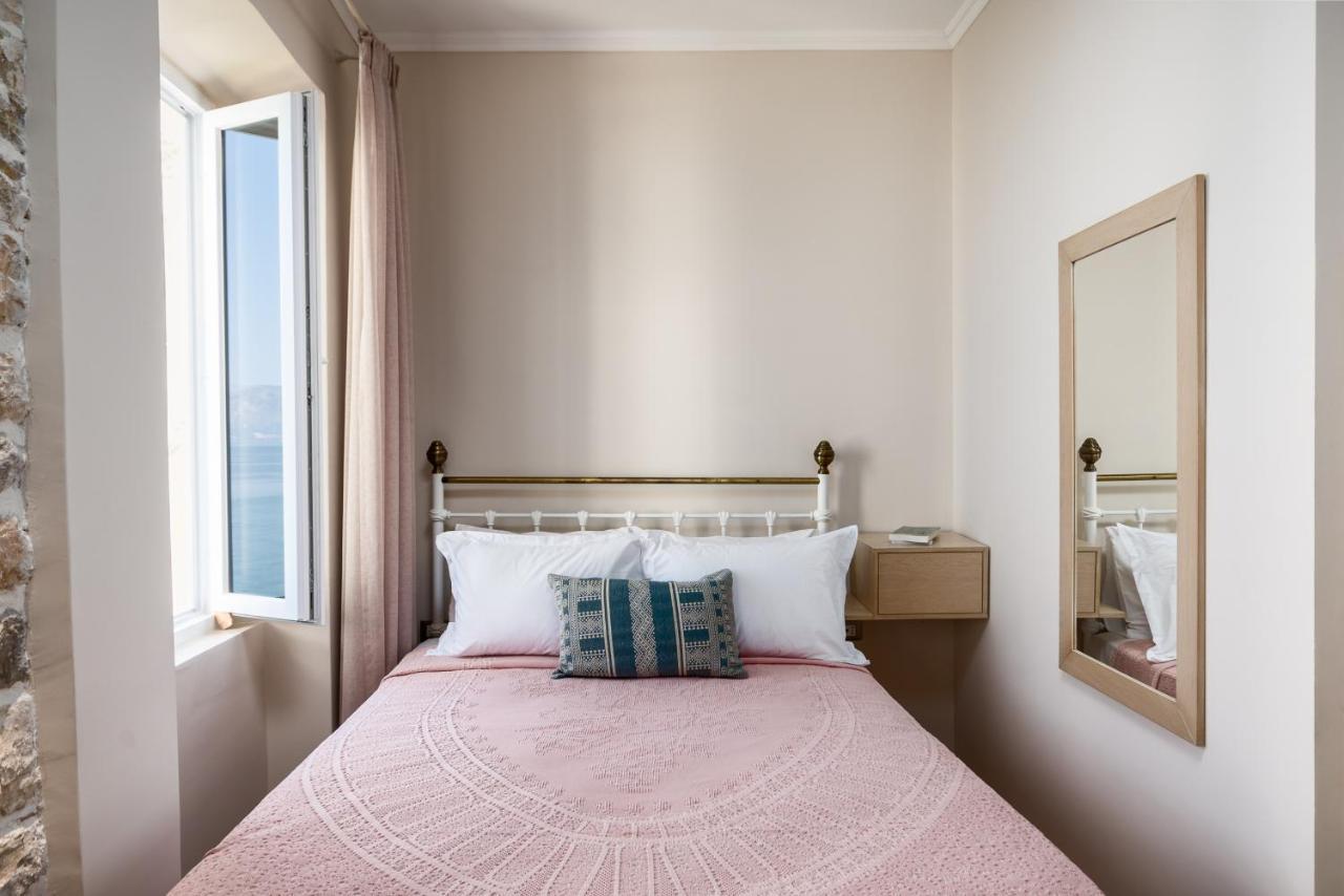 Fotiadis Family Luxury Suites By Konnect Corfu  Exterior foto